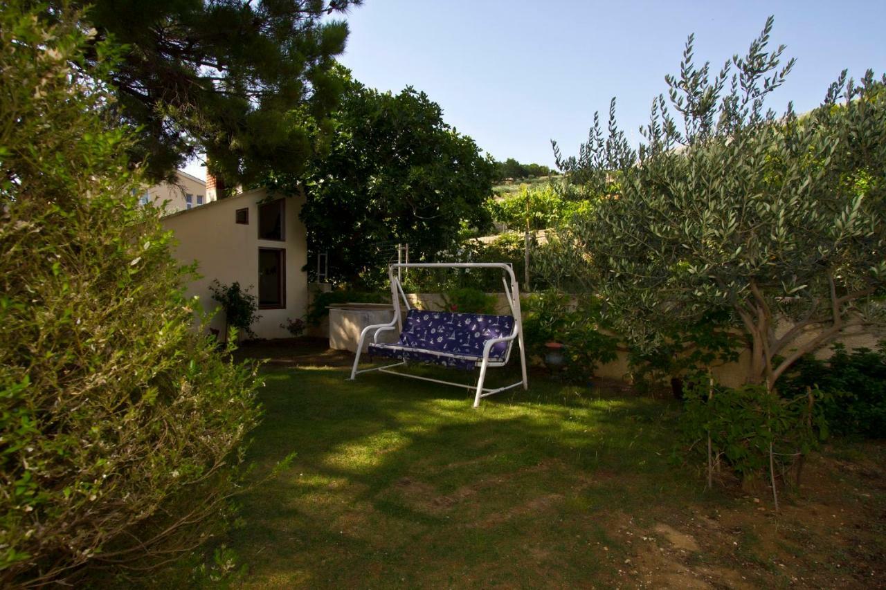 Apartment Topic Near The Beach Podstrana Exterior photo